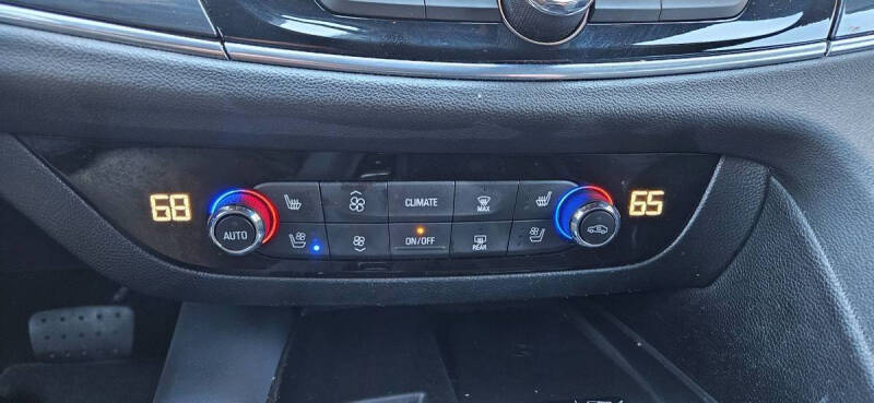 2022 Buick Enclave Premium