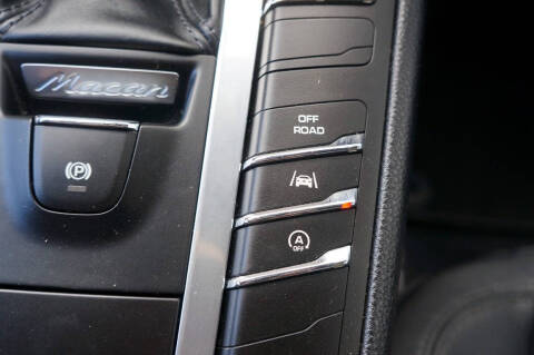 2018 Porsche Macan S