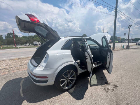 2018 Audi Q3 2.0T quattro Premium Plus