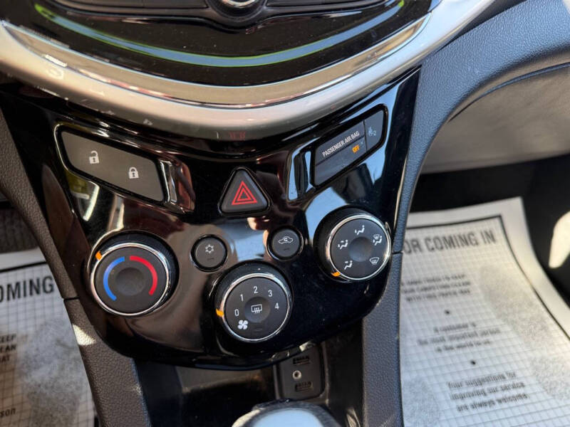 2017 Chevrolet Sonic LT Auto