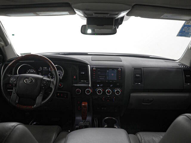 2021 Toyota Sequoia Platinum