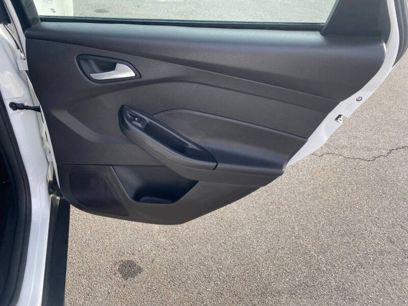 2017 Ford Focus SE