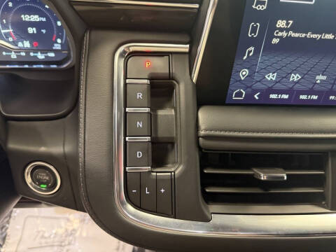 2024 GMC Yukon XL SLE