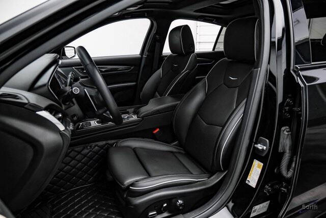 2022 Cadillac CT5-V Blackwing