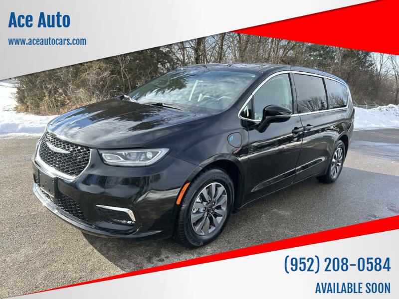 2024 Chrysler Pacifica Plug-In Hybrid Select