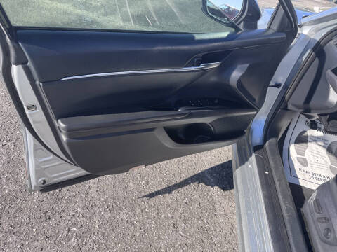 2018 Toyota Camry SE