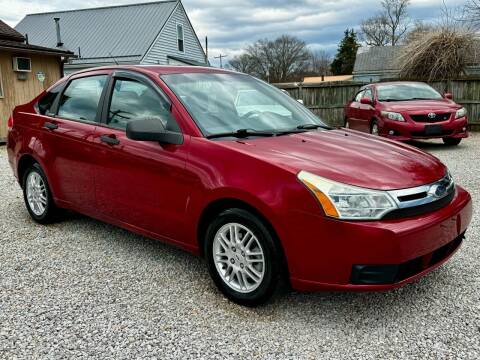 2010 Ford Focus for sale at Easter Brothers Preowned Autos in Vienna WV