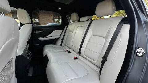 2018 Jaguar F-PACE 25t Prestige