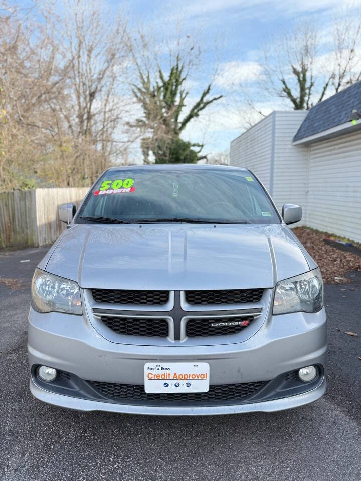 2017 Dodge Grand Caravan for sale at Joes Blvd Auto Sales in Hopewell, VA