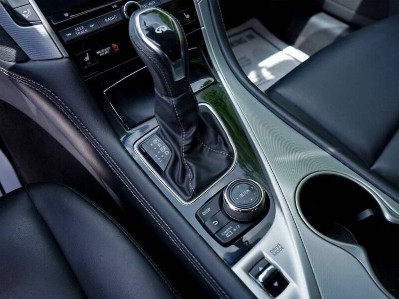 2021 Infiniti Q50 Luxe