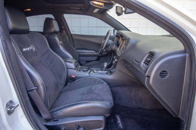 2017 Dodge Charger SRT Hellcat