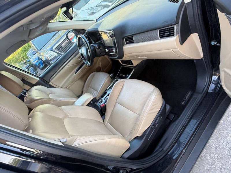 2020 Mitsubishi Outlander SEL