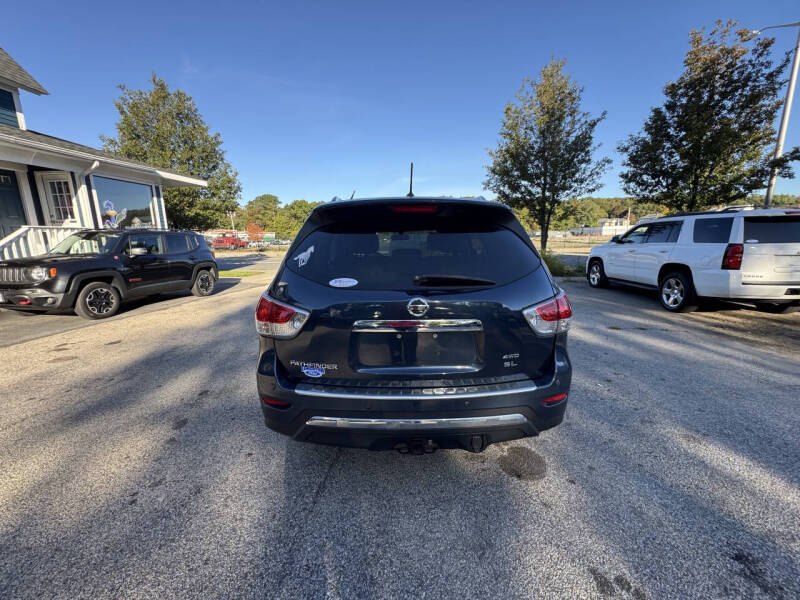 2014 Nissan Pathfinder SL