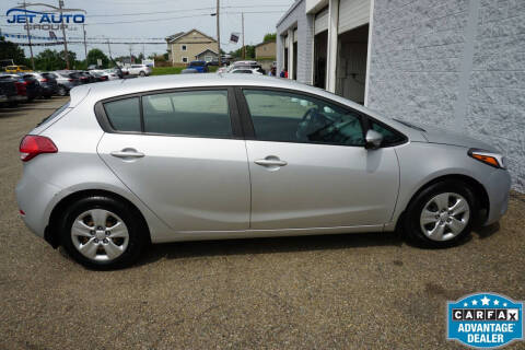 2017 Kia Forte5 LX
