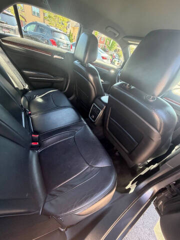 2014 Chrysler 300