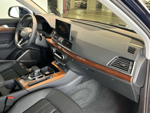 2025 Audi Q5 quattro Premium Plus 40 TFSI