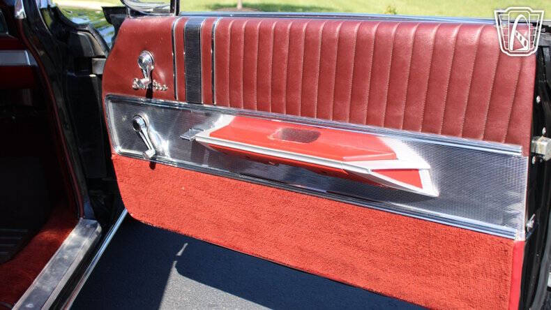 1962 Oldsmobile Starfire