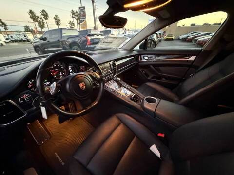 2015 Porsche Panamera