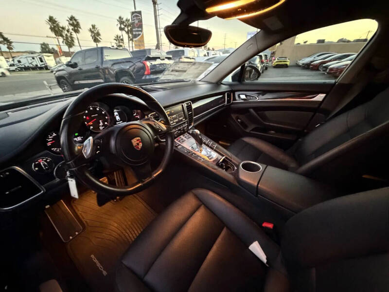 2015 Porsche Panamera