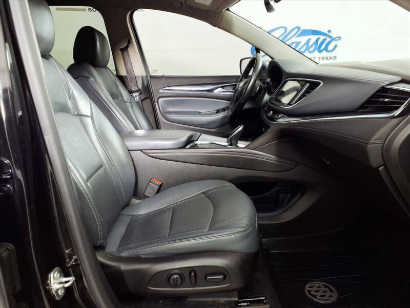 2021 Buick Enclave Essence