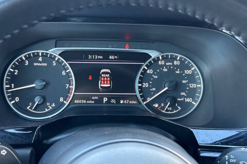 2024 Nissan Pathfinder SV