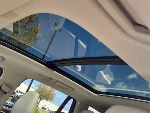 2024 Volvo XC90 B5 Plus Bright Theme