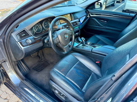 2016 BMW 5 Series 528i