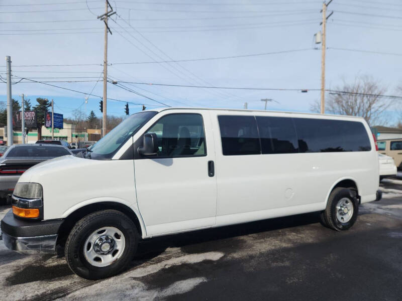 2014 Chevrolet Express for sale at COLONIAL AUTO SALES in North Lima OH