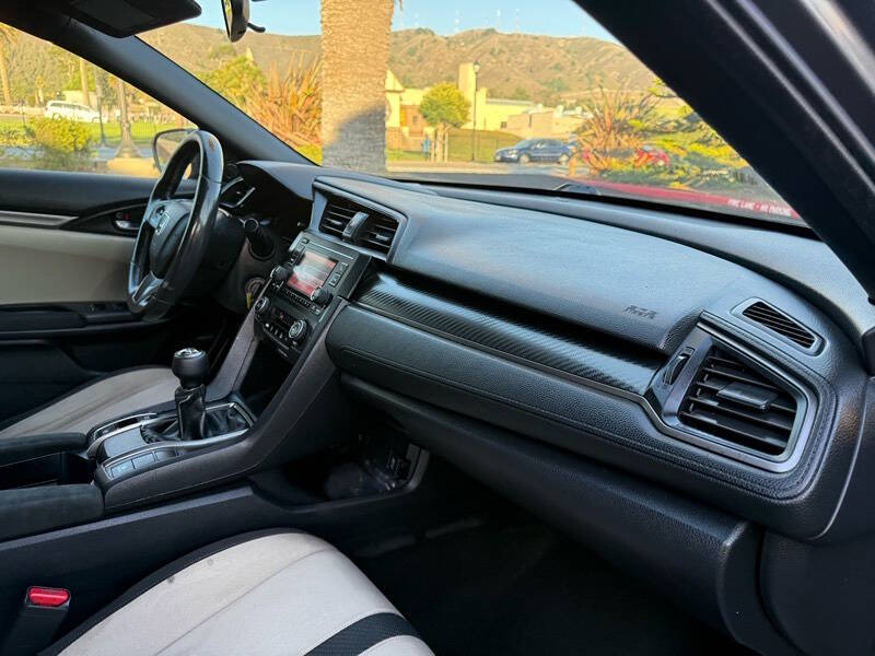 2018 Honda Civic Sport