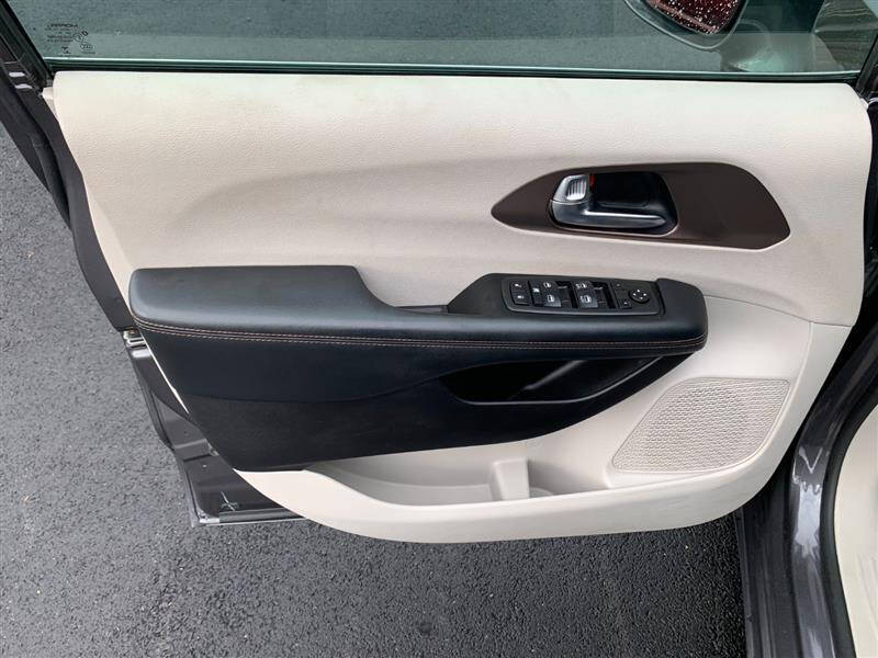 2019 Chrysler Pacifica Touring L