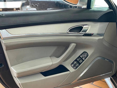 2012 Porsche Panamera Turbo