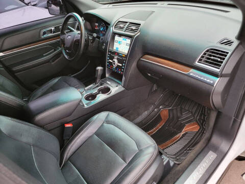 2017 Ford Explorer Limited