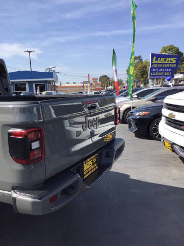 2023 Jeep Gladiator Overland