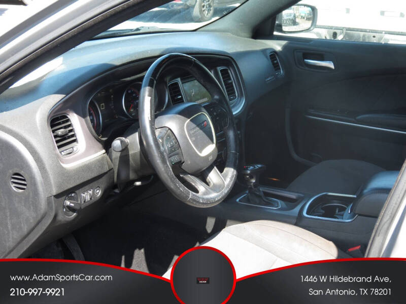 2019 Dodge Charger SXT