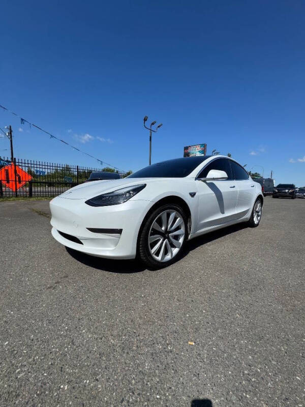 2020 Tesla Model 3 Standard Range Plus