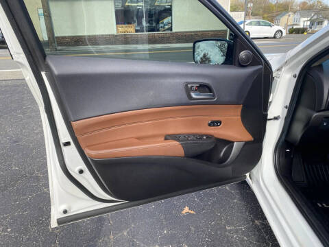 2020 Acura ILX w/Premium