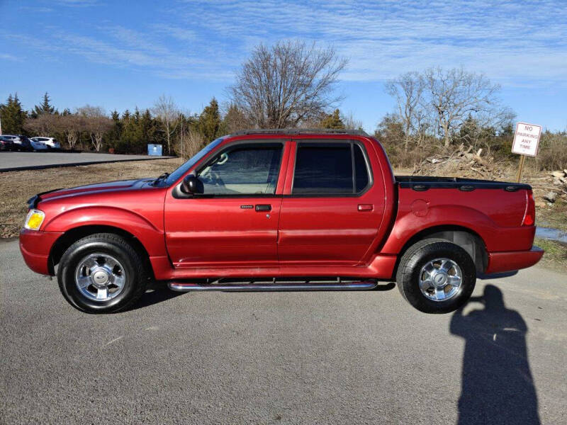 2005 Ford Explorer Sport Trac for sale at Tinkham Auto Sales in La Vergne TN