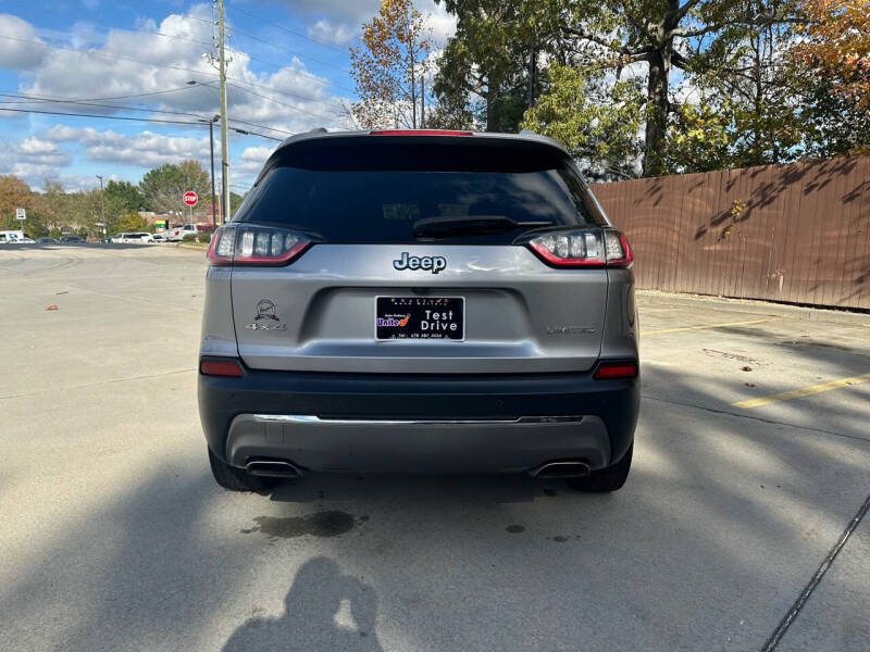 2019 Jeep Cherokee Limited photo 12