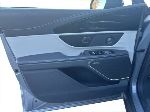 2024 Lincoln Nautilus Hybrid Reserve