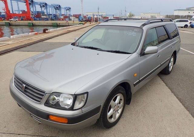 1998 Nissan Stagea