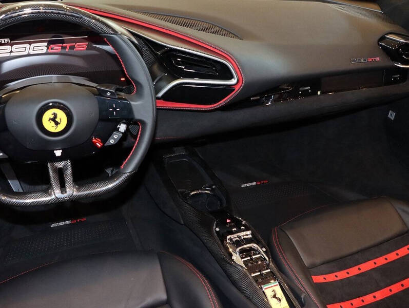 2024 Ferrari 296 GTS