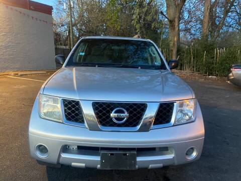 2005 Nissan Pathfinder for sale at FIRST CLASS AUTO in Arlington VA