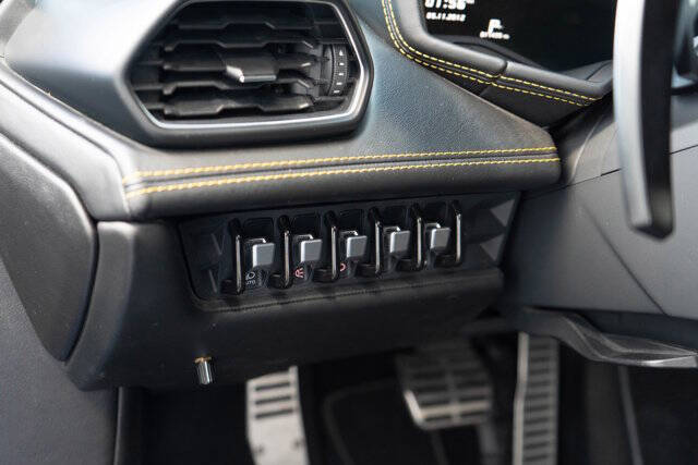 2016 Lamborghini Huracan LP 580-2