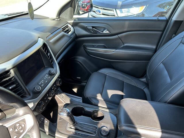 2017 GMC Acadia SLT-1