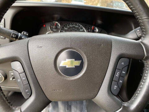 2023 Chevrolet Express 2500