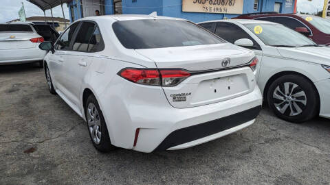 2020 Toyota Corolla LE