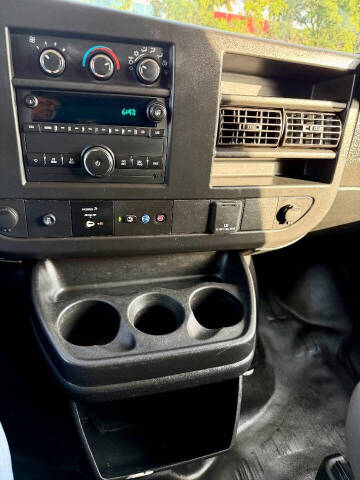 2021 Chevrolet Express 2500