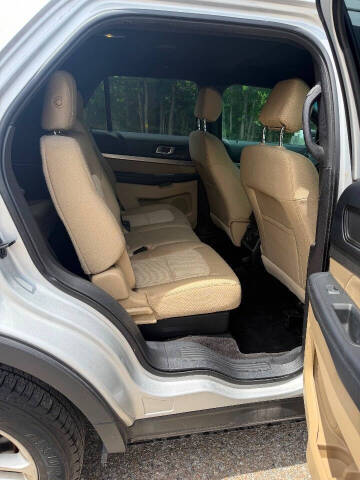 2016 Ford Explorer