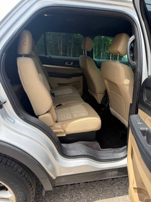 2016 Ford Explorer