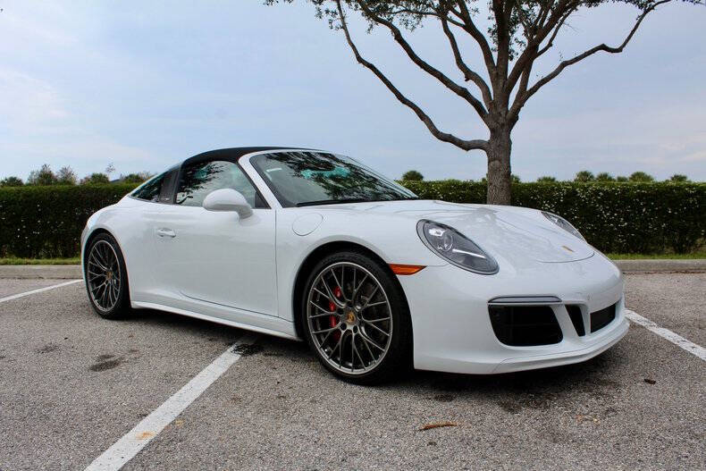 2018 Porsche 911